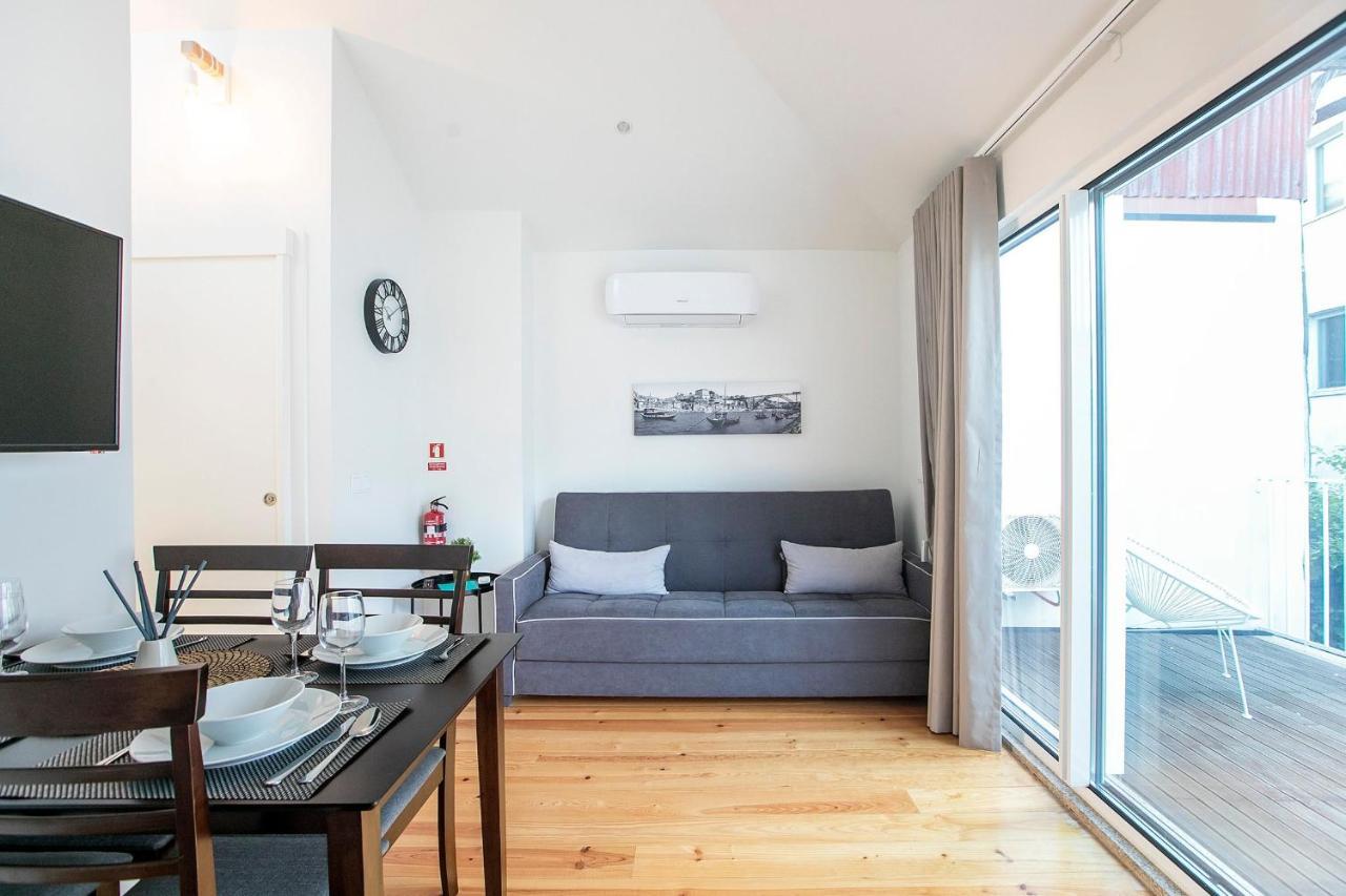 Lovelystay - Cozy 1Br In Santa Catarina W/ Balcony Porto Exterior foto